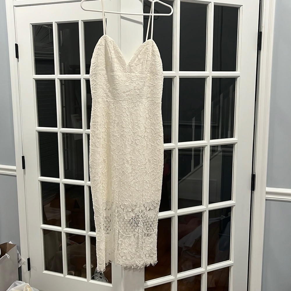 Homebodii White lace midi dress - size M, worn twice
